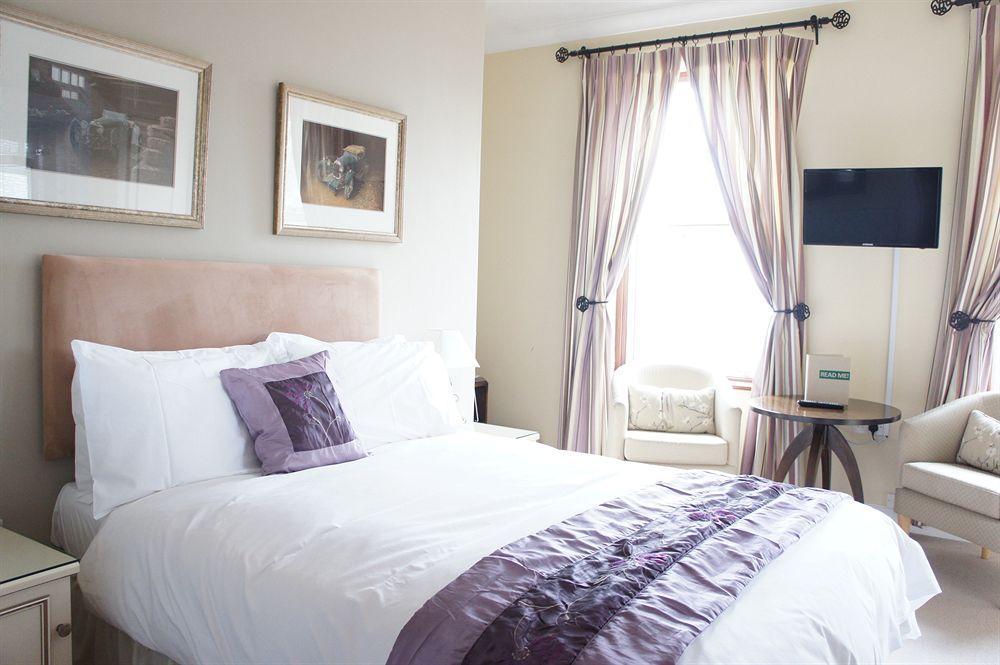 Asperion Hillside Hotel Guildford Buitenkant foto