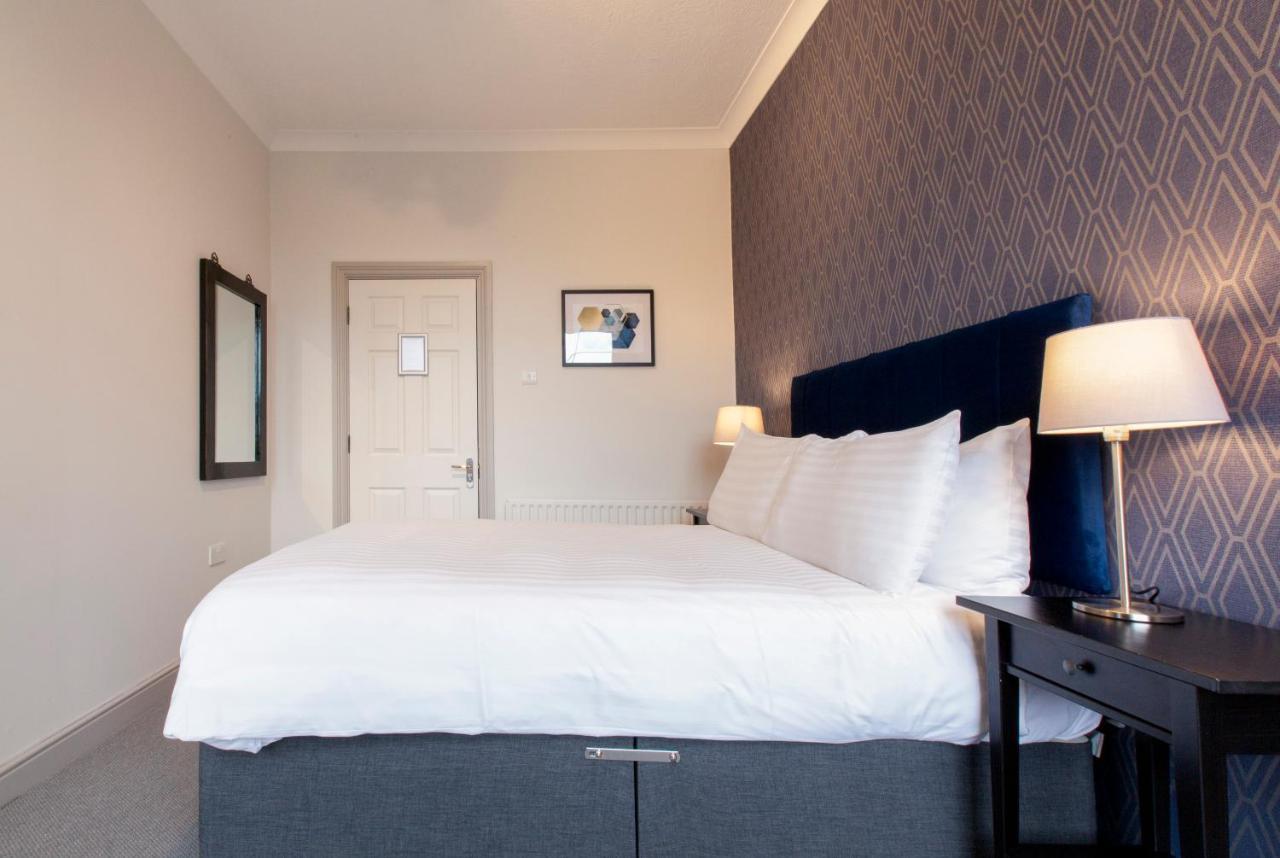 Asperion Hillside Hotel Guildford Buitenkant foto