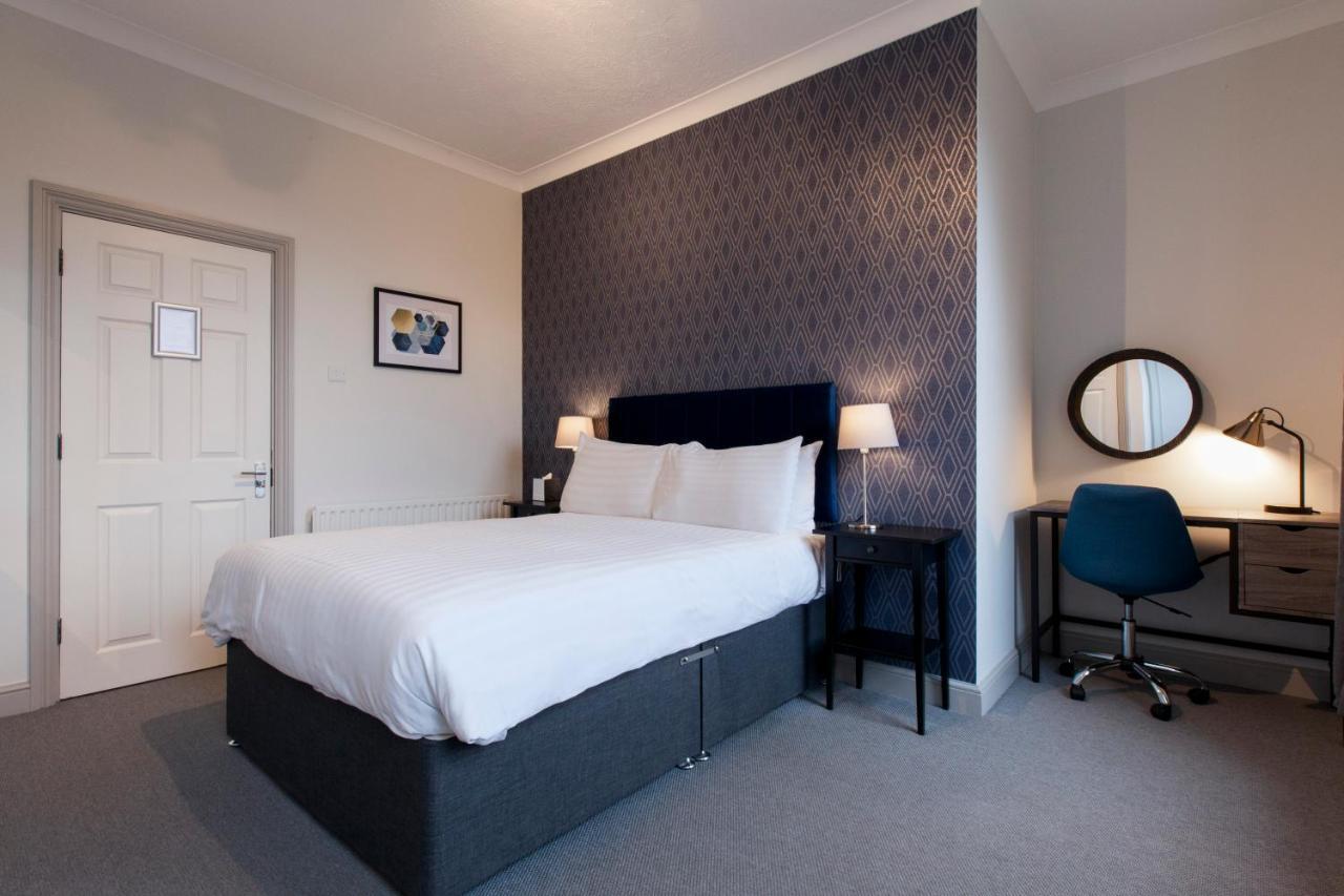 Asperion Hillside Hotel Guildford Buitenkant foto